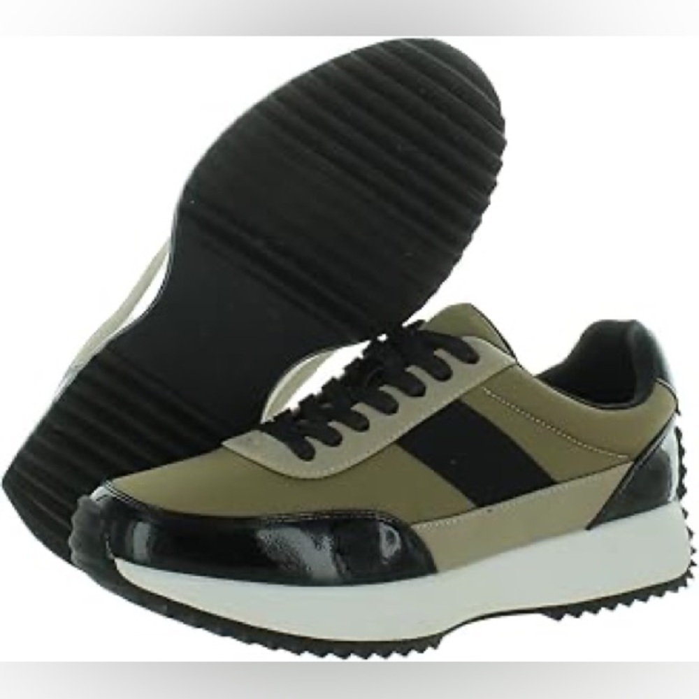 Dolce Vita Women’s Bettie Retro Sneakers 8.5